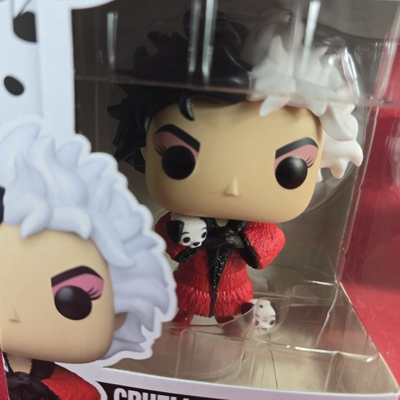 Cruella De Vil (1996) Funko # 1662 (Nib)  With Pop Protector - Picture 3 of 7